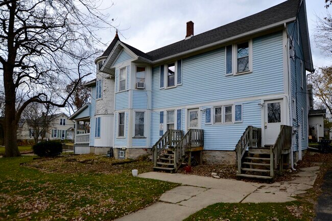 Photo - 402 Nicholson St