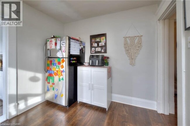 Photo - 134 Brubacher St