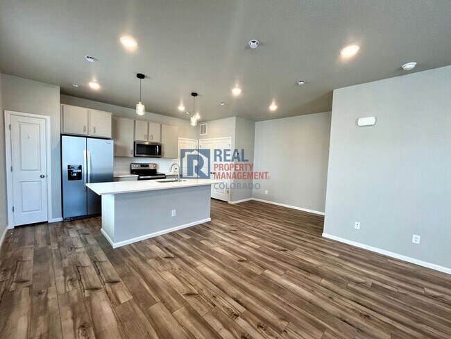 Photo - 9254 Henson Pl House