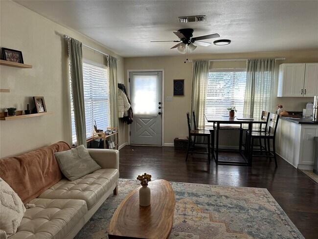 Photo - 2105 Rabb Rd Apartment Unit Upper