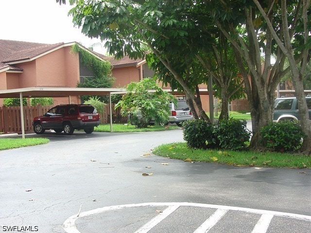 Building Photo - 110 Cypress Way E Unit F5