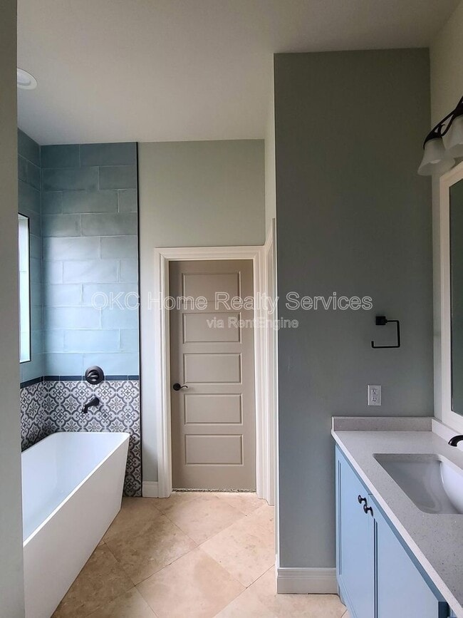 Photo - 4800 Hambletonian Ln