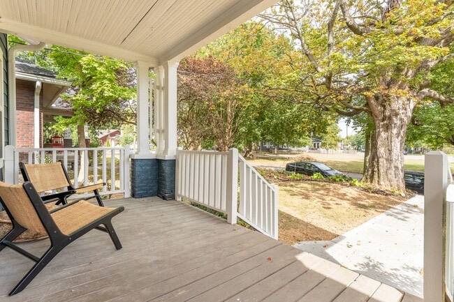 Photo - 902 S Douglas Ave