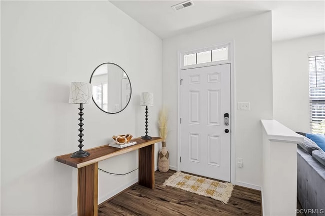 Photo - 227 Hanging Fern Alley