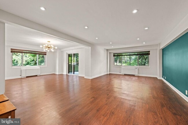 Photo - 4201 Cathedral Ave NW Unit 501W
