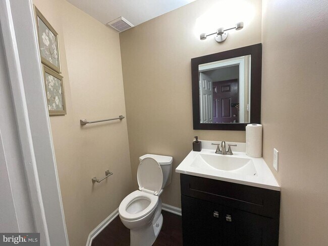 Photo - 2901 Bridlewood Dr