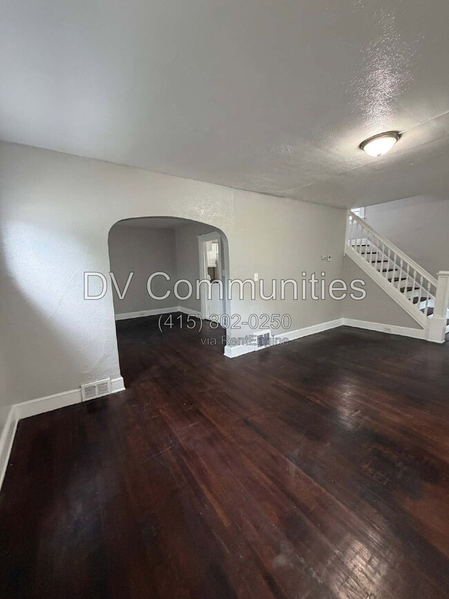 Photo - 3348 W 100th St