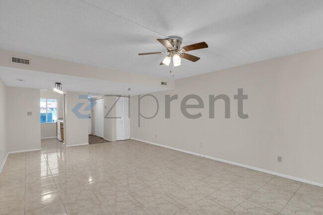 Photo - 7518 Needle Leaf Pl