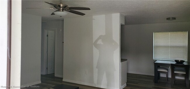 Photo - 1619 Valiant Ave