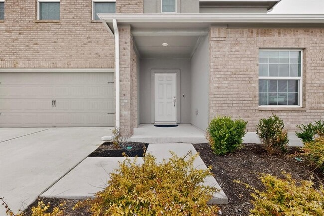 Photo - 936 Mallow Rd