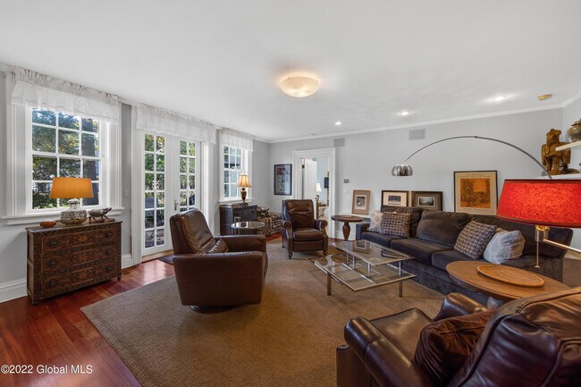 21 Park Pl Unit 1