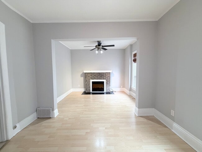 Photo - 189 Stinson St