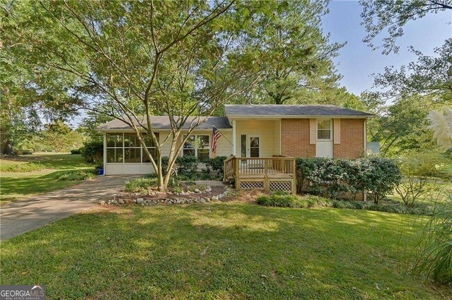 Photo - 1935 Inverness Rd
