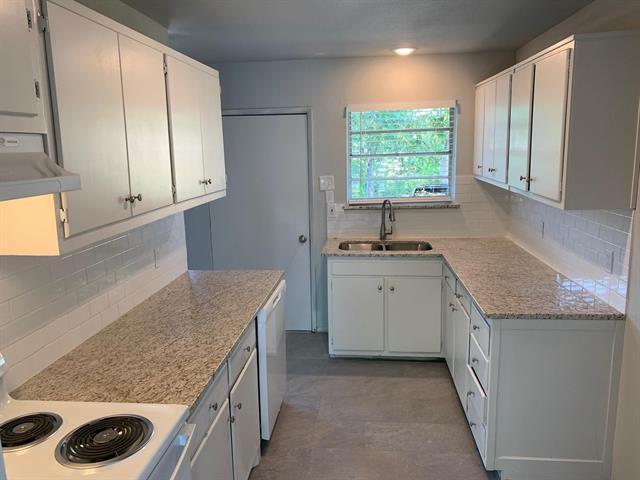 Photo - 2631 Hearthstone Dr