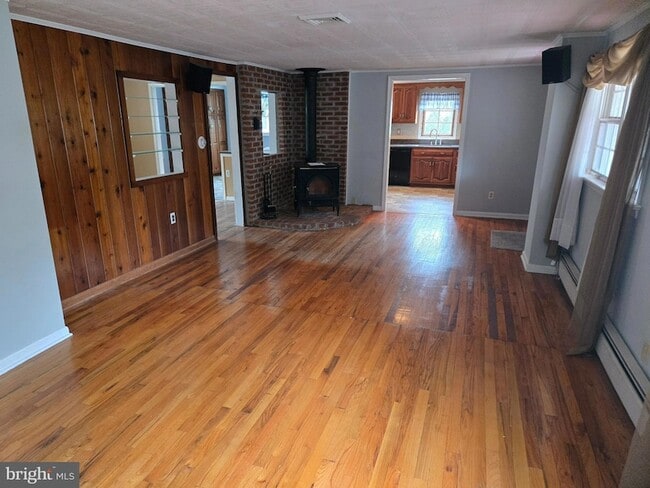 Photo - 242 S Sugan Rd