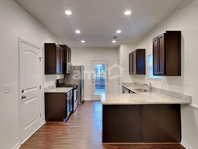 Photo - 631 Sunflower Dr