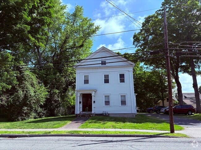 Building Photo - 16 Ruggles St Unit 2 Rental