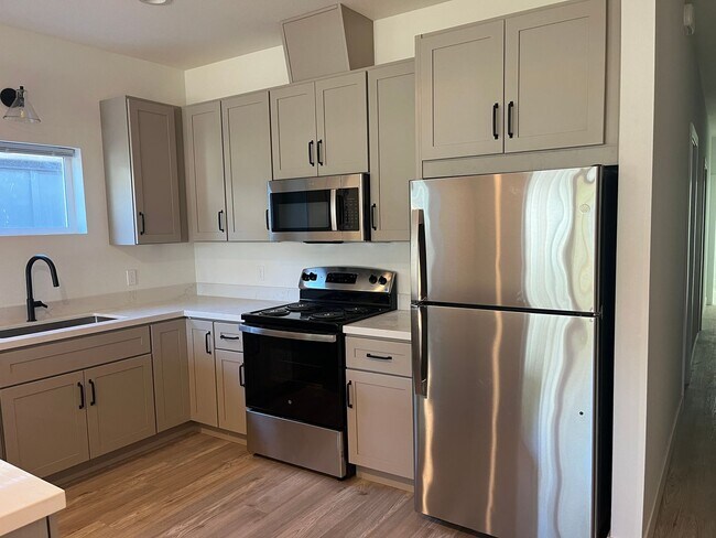 Photo - Newly built homes with City of Redding solar!