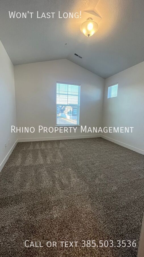 Photo - 4068 King Peak Wy