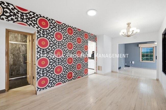 Photo - 502 Lacona Ave