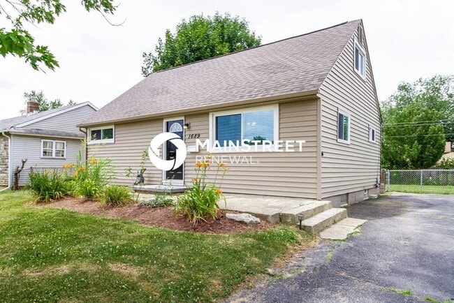 Photo - 4 Bedroom Pet-Friendly Home in Columbus, OH with Main Street Renewal