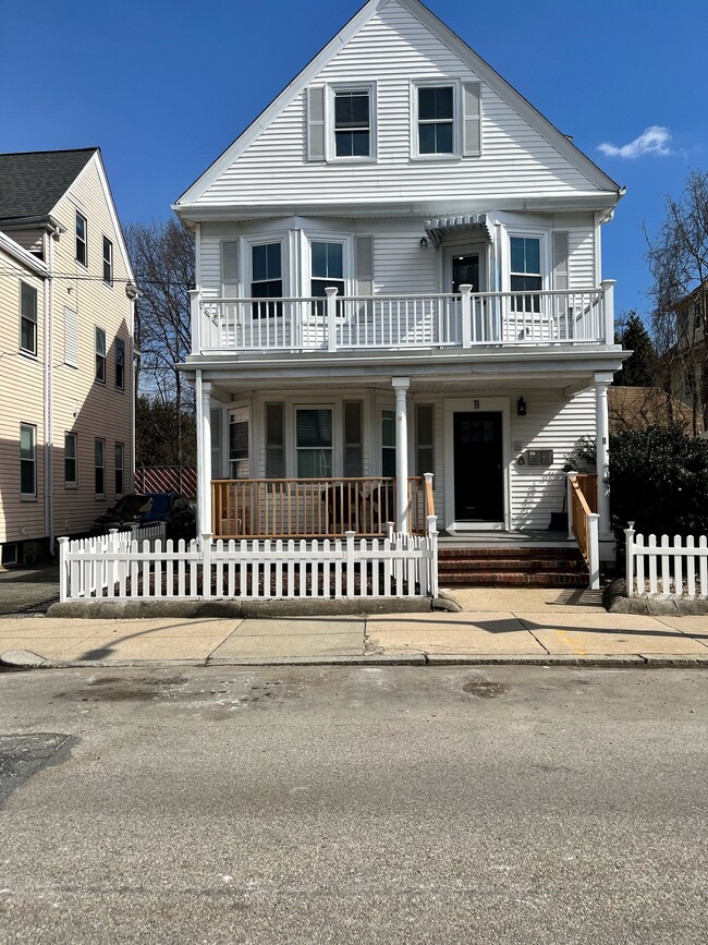 Photo - 11 Falkland St Unit 2