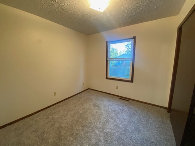 Photo - 3 Bedroom Home with Attached Garage!