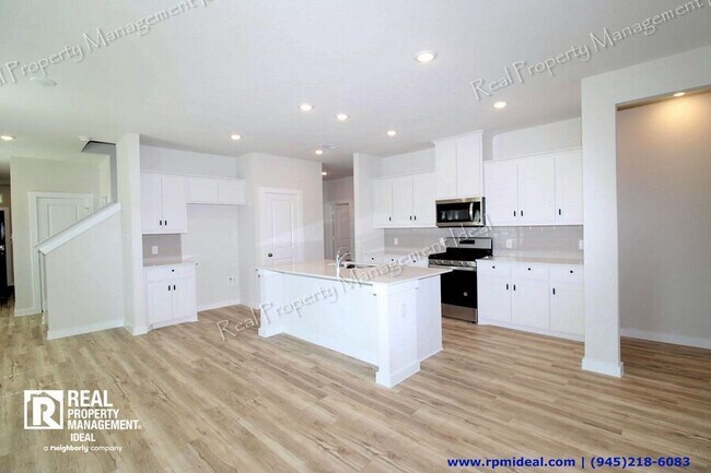 Photo - 330 Fire Rock Dr