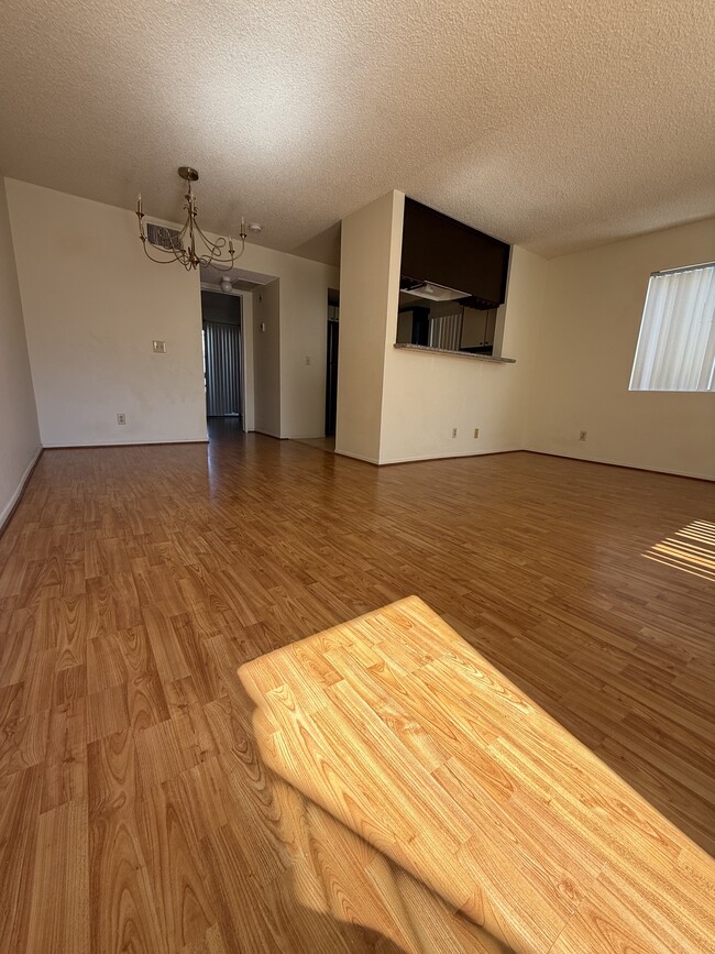 Photo - 235 N Verdugo Rd