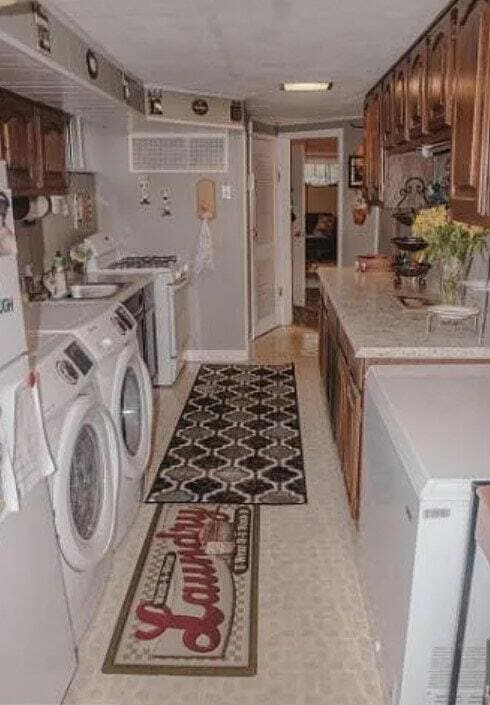 Photo - 542 Wartman St