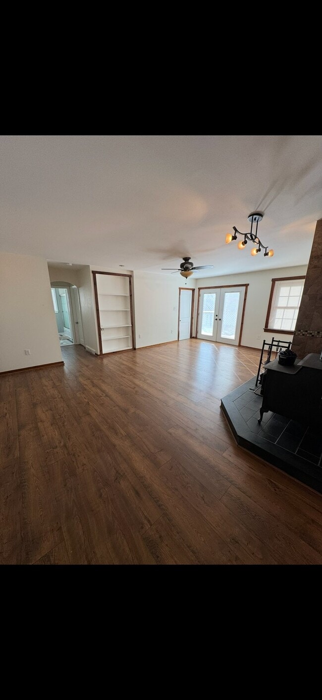 Photo - 1112 6th Ave