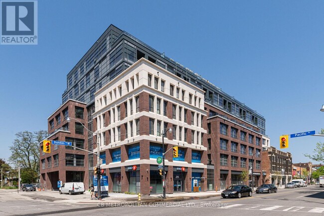 Photo - 2946 Dundas St W Unit 409