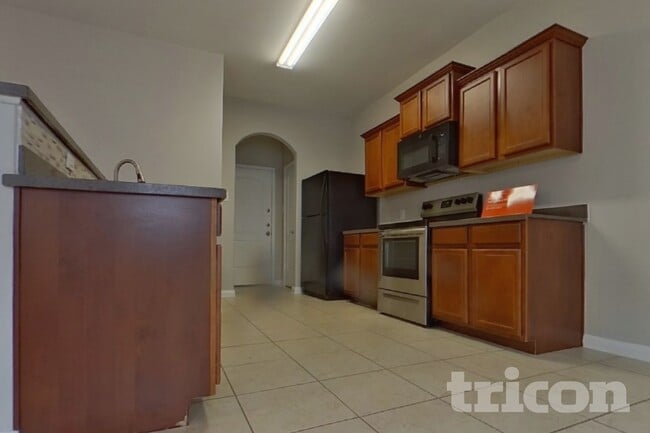 Photo - 4821 Cedar Springs Dr