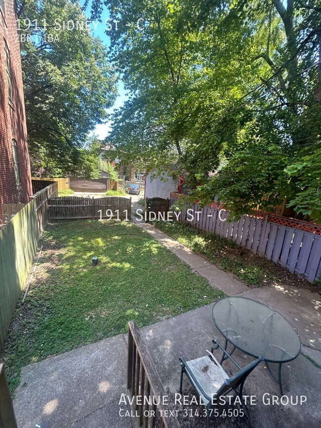 Photo - 1911 Sidney St