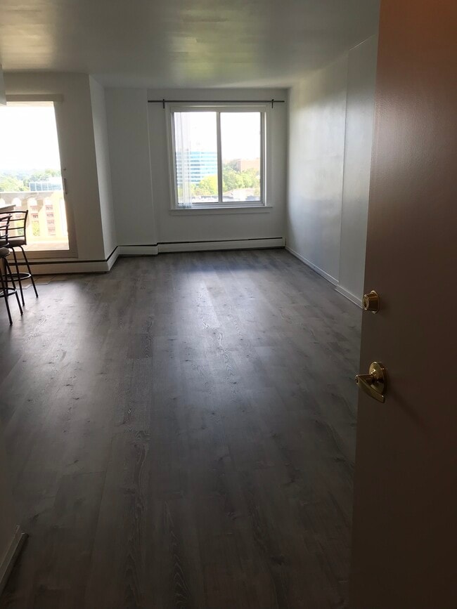 Photo - 191 Presidential Blvd Unit PH 6