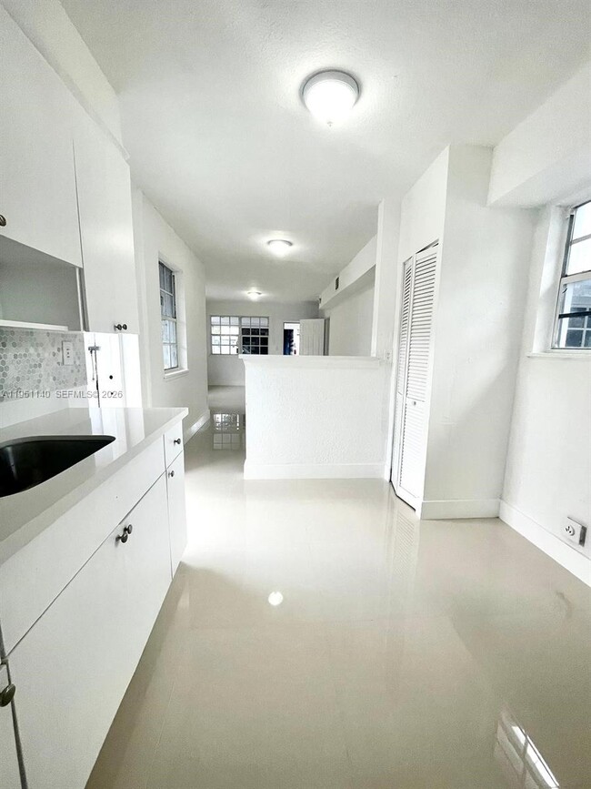 Photo - 8119 NW 5th Ct Unidad 8119