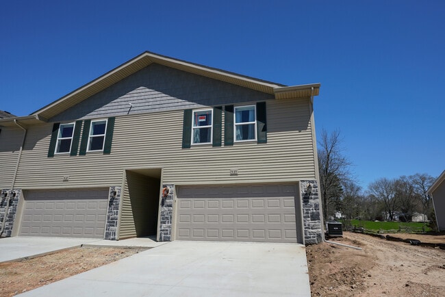 Photo - 677 Julia Way Unit 2