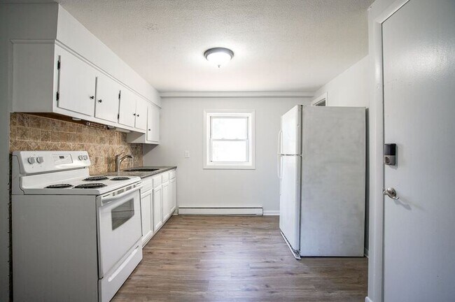 98 N Alhambra Cir Unit 1A