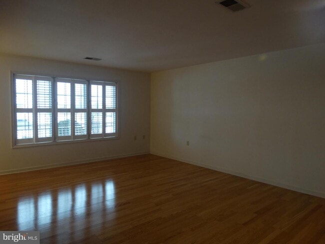 Photo - 11400 Nicole Dr