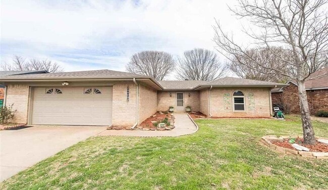 Spacious Family Home! - Spacious Family Home!