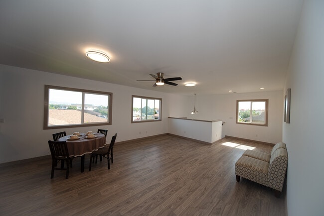 Photo - 1526 Hooli Cir