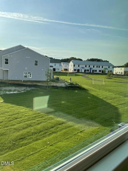 Photo - 930 Field Ivy Dr