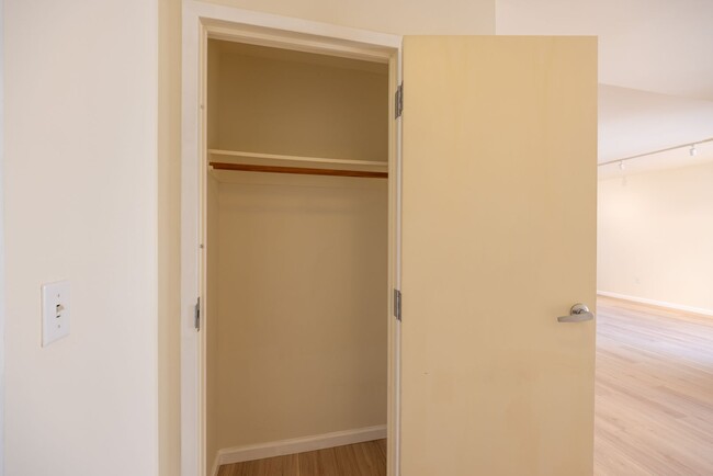 Photo - 1401 Jackson St Apartment Unit 507