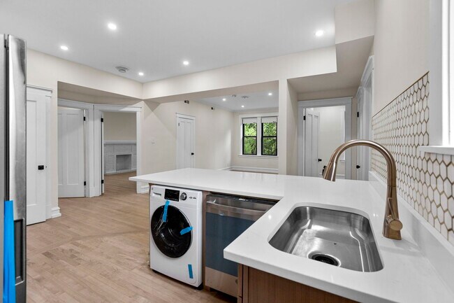 4638 N Hamilton Ave Unit 1