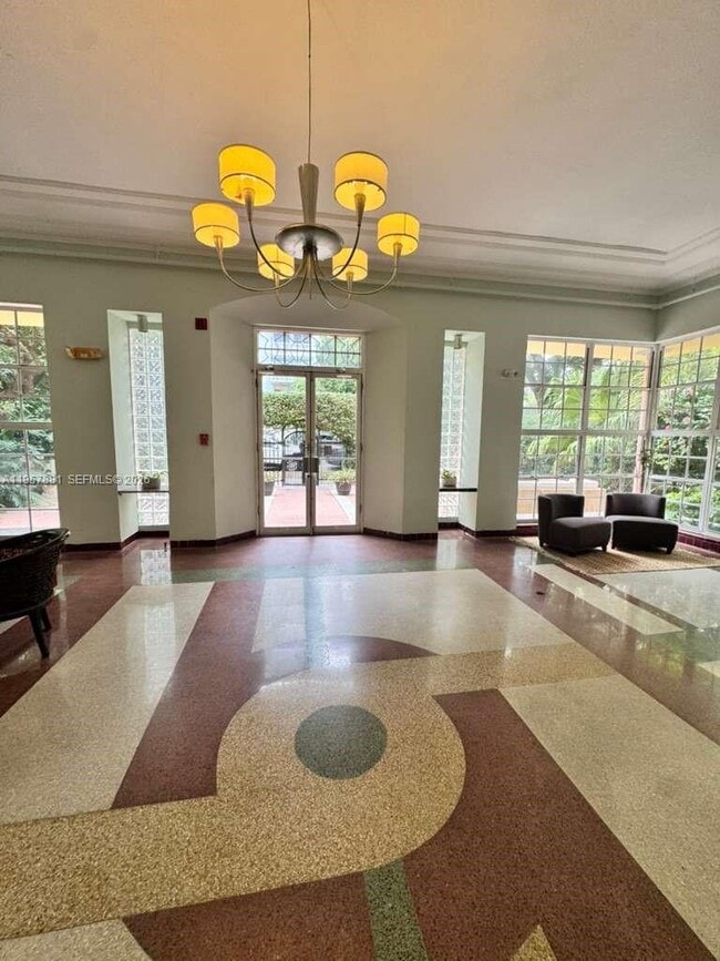 Photo - 1051 Meridian Ave Unit 1C