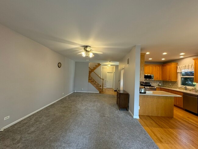 Photo - 1N061 Mission Ct