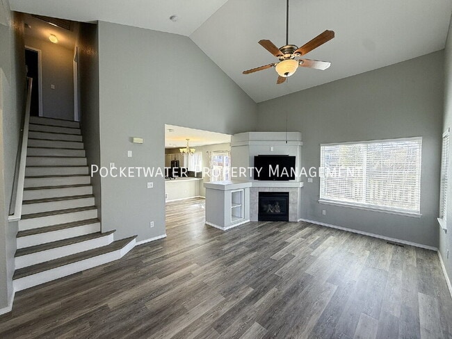 Photo - 6270 Snowberry Ave