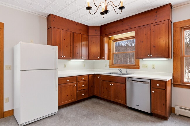 Photo - 113 Railroad Ave Unit 113 Railroad Ave.