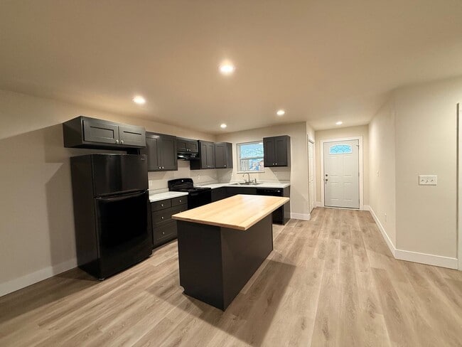 Photo - 2 Bedroom Duplex