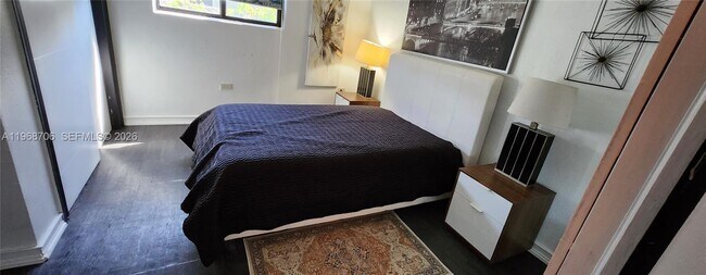 Photo - 168 NW 53rd St Unidad 2